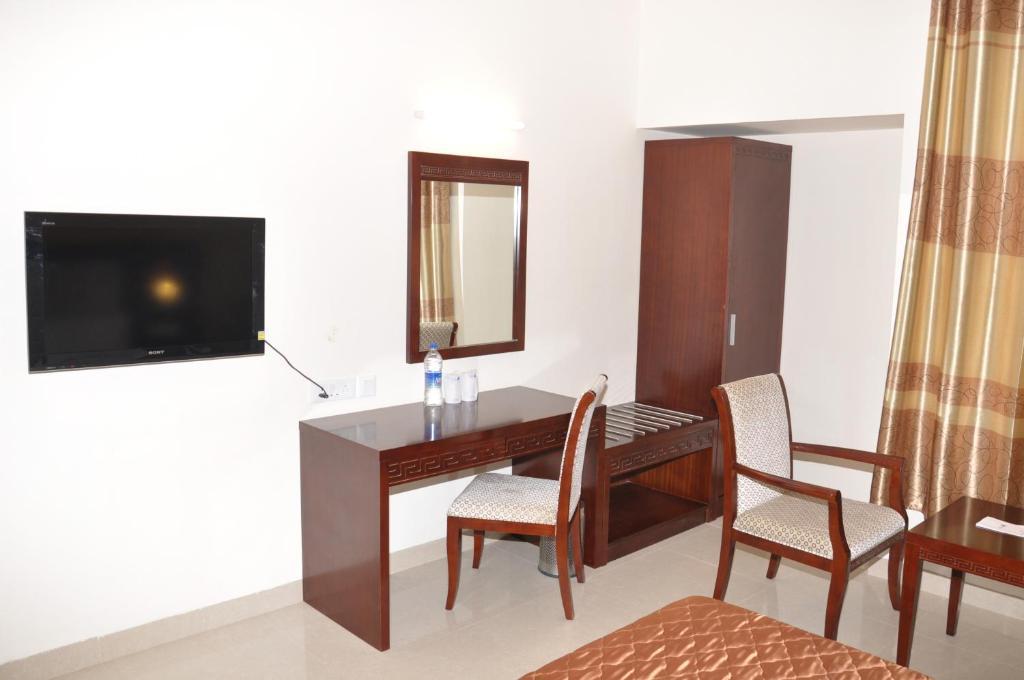 Hotel Alps Residency Krishnagiri Pokoj fotografie